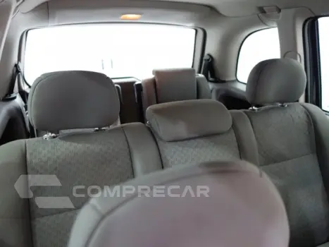 ZAFIRA - 2.0 MPFI EXPRESSION 8V 4P AUTOMÁTICO