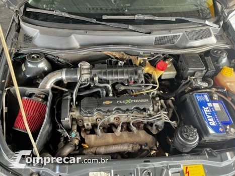 ASTRA HATCH - 2.0 MPFI ADVANTAGE 8V 4P MANUAL