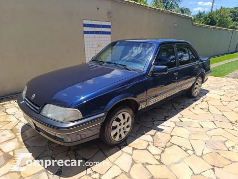 CHEVROLET MONZA 2.0 SL 8V 4 portas