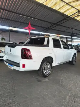 DUSTER OROCH Dyna. 2.0 Flex 16V Mec.