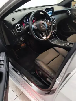 A 200 1.6 16V 4P TURBO FLEX AUTOMÁTICO