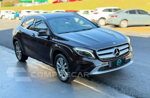 GLA 200 Advance 1.6/1.6 TB 16V Flex Aut.