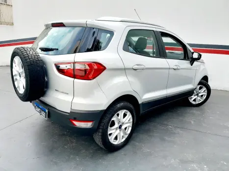 EcoSport TITANIUM 1.6 16V Flex 5p