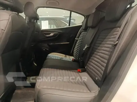 FASTBACK 1.0 TURBO 200 HYBRID AUDACE CVT