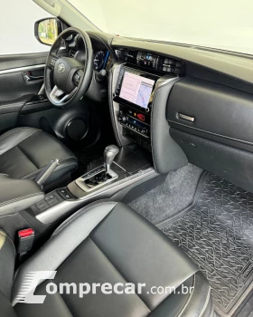 HILUX SW4 2.7 SRV 7 Lugares 4X2 16V
