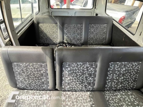 KOMBI 1.4 MI STD LOTAÇÃO 8V FLEX 3P MANUAL