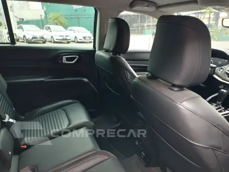 Commander 1.3 16V 4P FLEX T270 LIMITED TURBO AUTOMÁTICO AT6