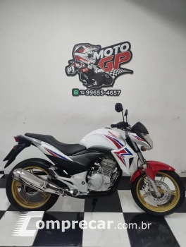 HONDA CB 300R