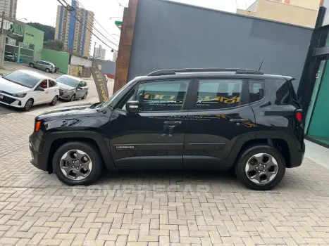 Renegade 1.8 4x2 Flex 16V Aut.
