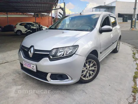 Renault Sandero Expression 1.0 4 portas