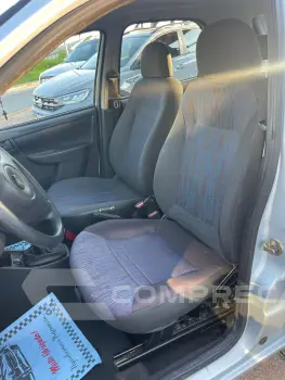 CELTA 1.0 MPFI Life 8V