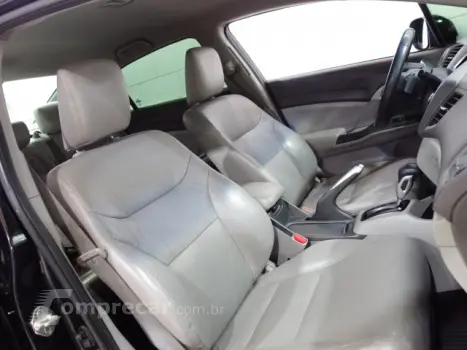 CIVIC - 2.0 LXR 16V 4P AUTOMÁTICO