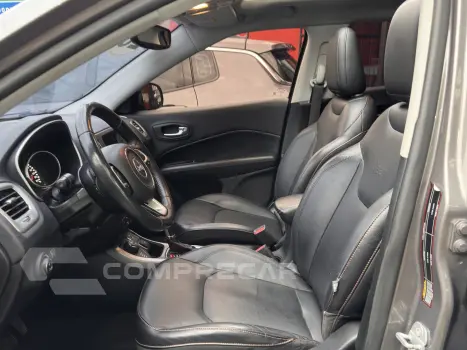COMPASS 2.0 16V DIESEL LONGITUDE 4X4 AUTOMÁTICO