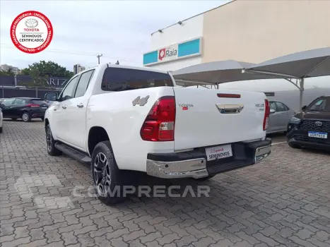 HILUX 2.8 D-4D TURBO DIESEL CD SRV 4X4 AUTOMÁTICO