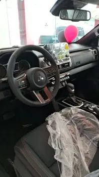 L200 TRITON 2.4 16V Turbo Sport Hpe-s CD 4X4