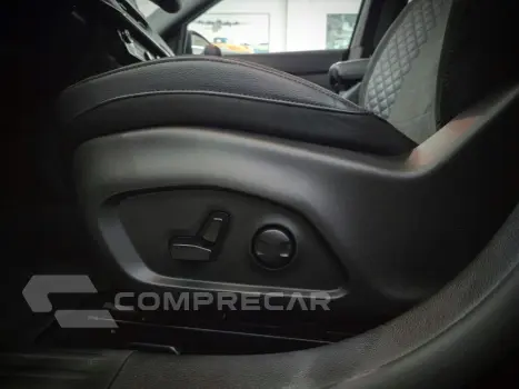 COMPASS 2.0 HURRICANE 4 TURBO GASOLINA BLACKHAWK AT9