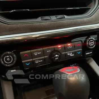 Commander Overland T270 1.3 TB Flex Aut.