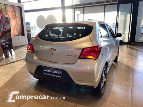 Onix Hatch 1.4 4P FLEX LTZ AUTOMÁTICO