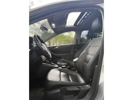 JETTA 2.0 COMFORTLINE 120CV FLEX 4P TIPTRONIC