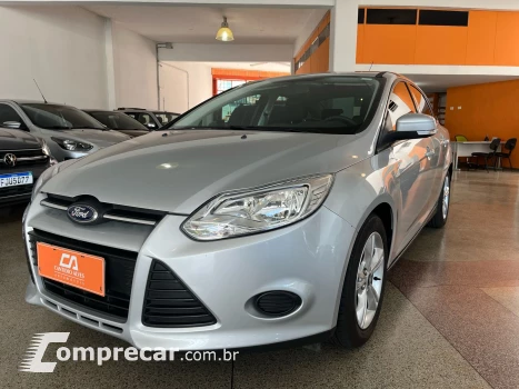 FORD FOCUS 2.0 S Sedan 16V Auto 4 portas