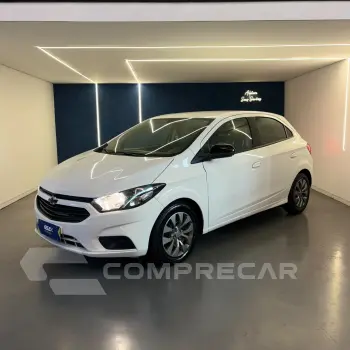 CHEVROLET ONIX HATCH Joy 1.0 8V Flex 5p Mec. 4 portas