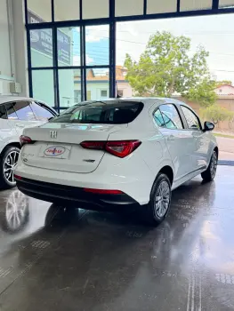 CRONOS DRIVE 1.3 8V Flex Aut.