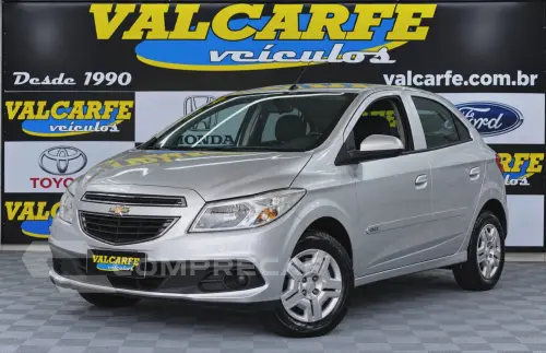 CHEVROLET ONIX 1.0 LT 4 portas