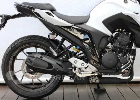 YAMAHA FZ25 FAZER CONNECTED ABS