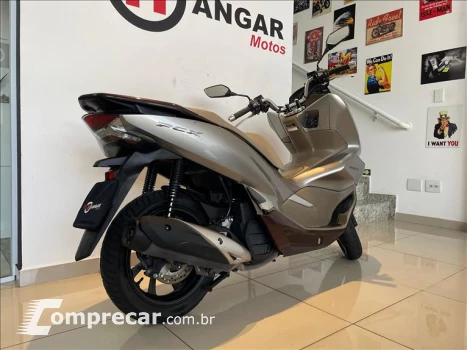 PCX DLX