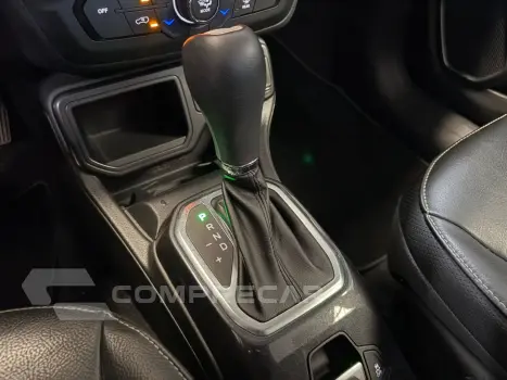 RENEGADE 1.3 T270 TURBO FLEX LONGITUDE AT6