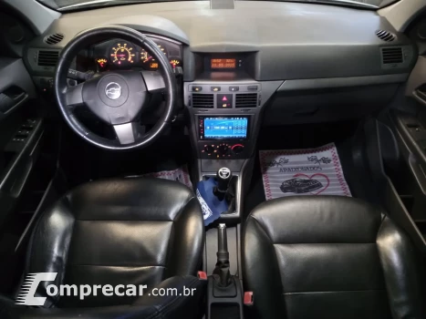 VECTRA 2.0 MPFI Expression 8V