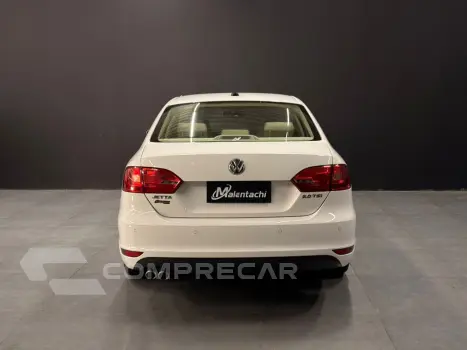 JETTA 2.0 TSI HIGHLINE 200CV GASOLINA 4P TIPTRONIC