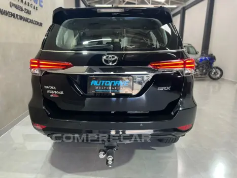 Hilux SW4 2.8 16V 4P SRX 4X4 7 LUGARES TURBO DIESEL AUTOMÁTI