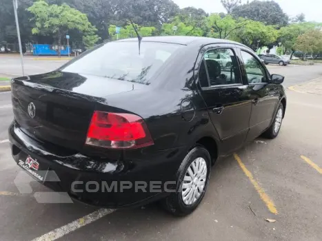 VOYAGE - 1.0 MI 8V 4P MANUAL