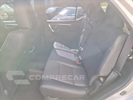 HILUX SW4 2.8 D-4D TURBO DIESEL SRX PLATINUM 7L 4