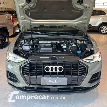 Q3 Black Ed. 1.4 TFSI Flex/Black S-tron.