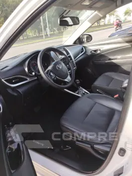 YARIS XS Connect 1.5 Flex 16V 5p Aut.