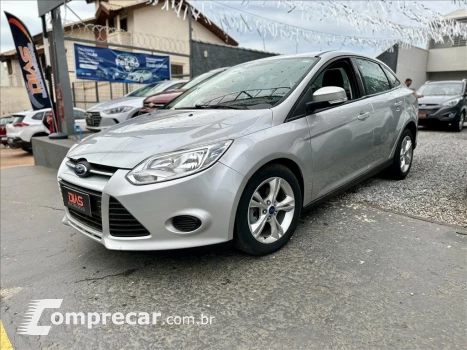 FORD FOCUS 2.0 SE 16V 4 portas