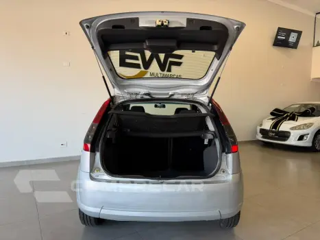 Ford Fiesta 1.0 8V Flex/Class 1.0 8V Flex 5p