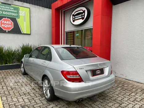 C 180 1.6 CGI CLASSIC 16V TURBO GASOLINA 4P AUTOMÁTICO