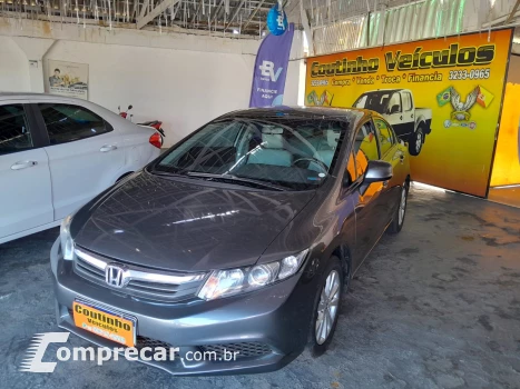 Honda CIVIC 1.8 LXS 16V 4 portas