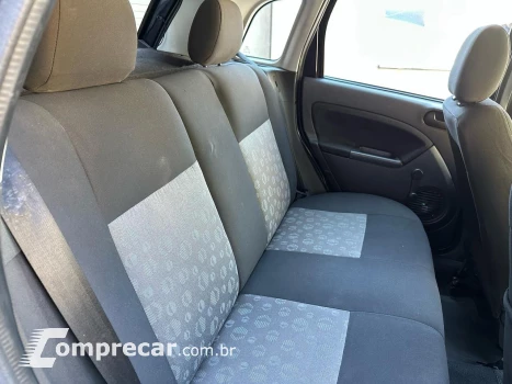 Fiesta 1.6 8V Flex/Class 1.6 8V Flex 5p