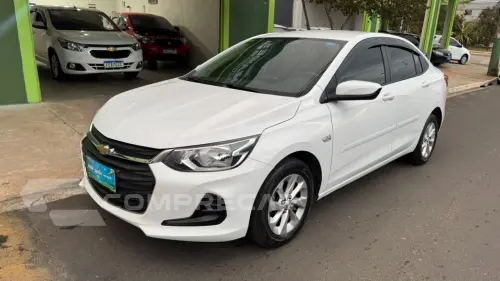 Onix Sedan 1.0 12V 4P FLEX LT PLUS