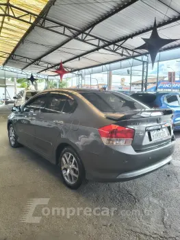 CITY Sedan EX 1.5 Flex 16V 4p Aut.