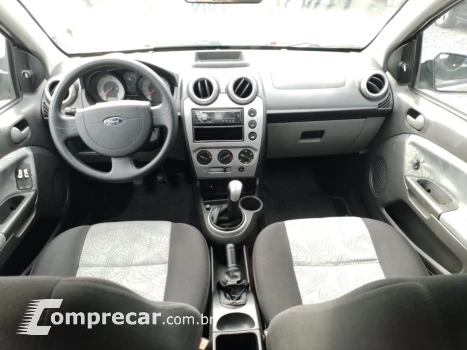 Fiesta Sedan 1.6 4P FLEX