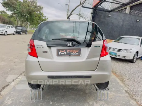 Fit 1.4 16V 4P LX FLEX