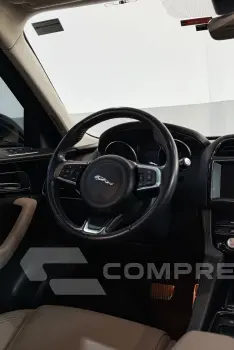 F-PACE 2.0 16V Turbo Prestige AWD