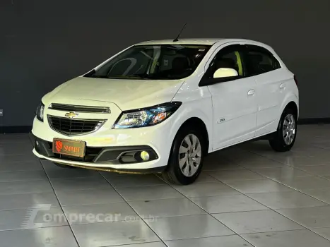 CHEVROLET ONIX 1.4 MPFI LT 8V FLEX 4P MANUAL 5 portas