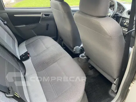 CELTA 1.0 MPFI Advantage 8V