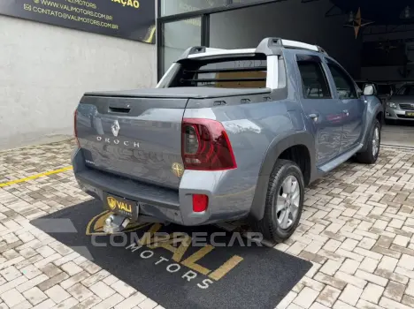 DUSTER OROCH Dyna. 2.0 Flex 16V Aut.